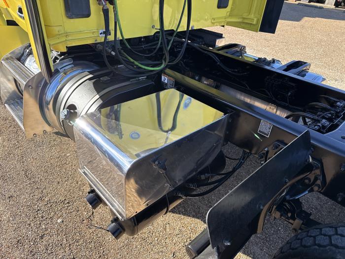 2021 Peterbilt 579-51