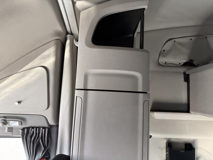 2021 Peterbilt 579-16