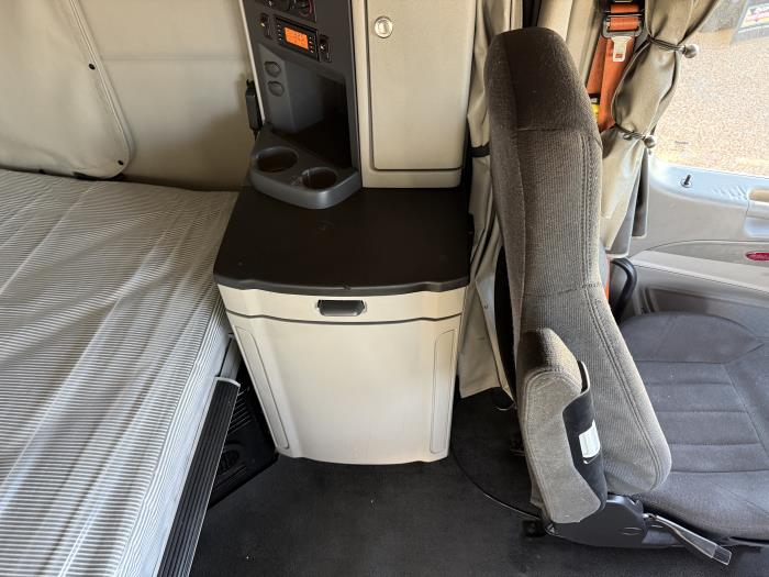 2021 Peterbilt 579-22