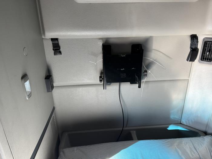 2021 Peterbilt 579-26