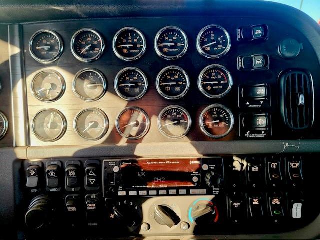 2022 Peterbilt 389-19