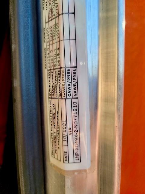 2022 Peterbilt 389-21