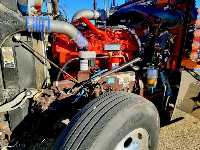 2022 Peterbilt 389-23