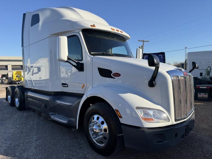 2021 Peterbilt 579-1