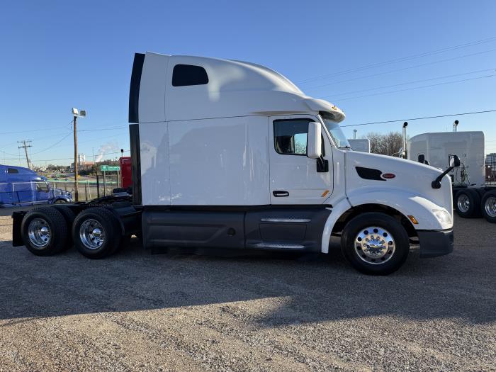 2021 Peterbilt 579-2