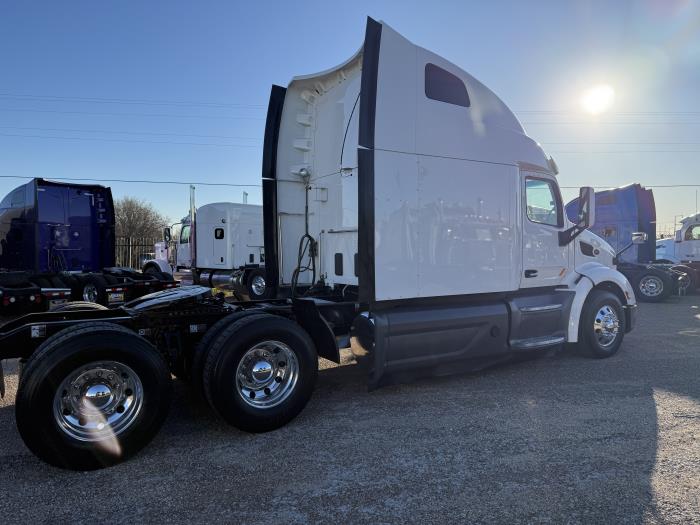 2021 Peterbilt 579-45