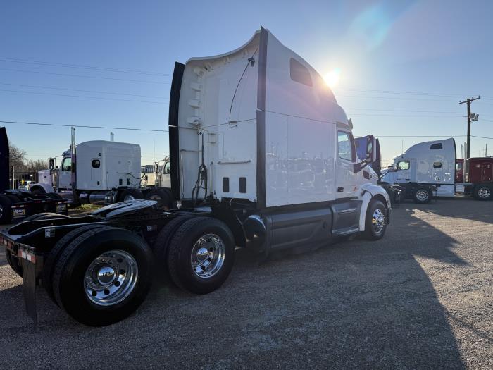 2021 Peterbilt 579-46