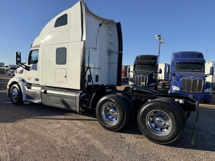 2021 Peterbilt 579-58