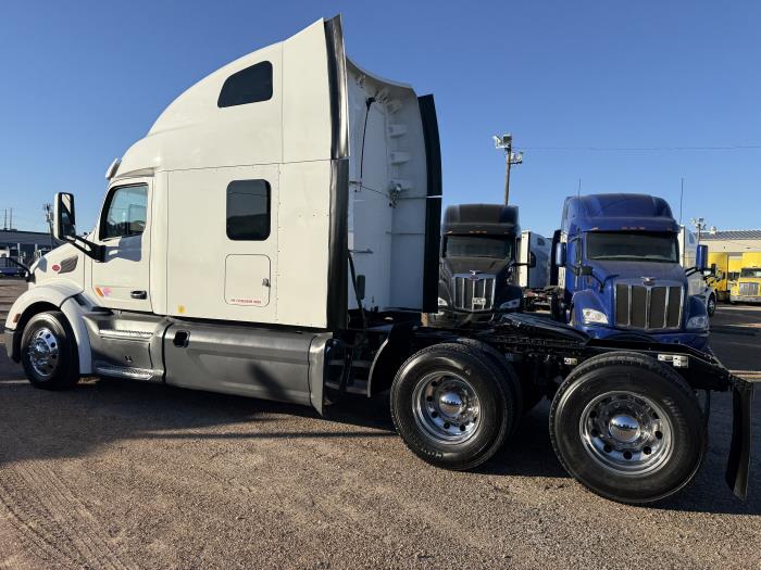 2021 Peterbilt 579-59