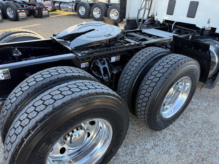 2021 Peterbilt 579-69