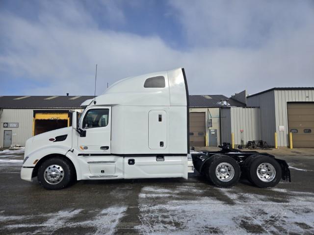 2022 Peterbilt 579-5