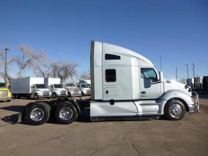 2022 Kenworth T680-5