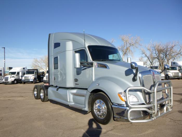 2022 Kenworth T680-6