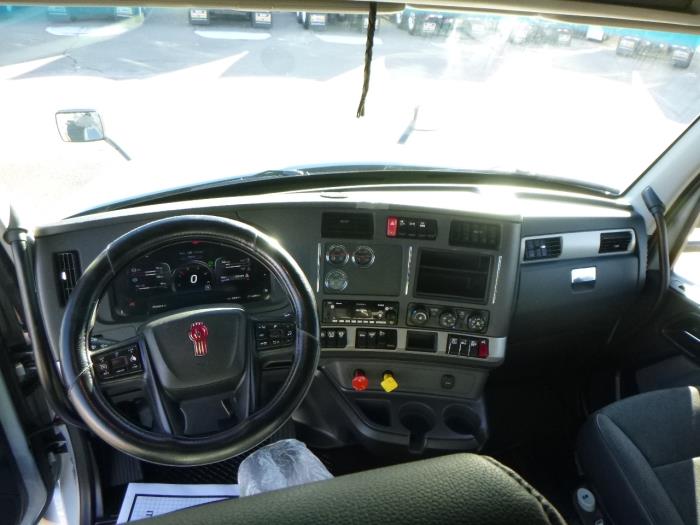 2022 Kenworth T680-13