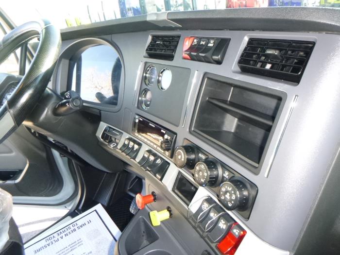 2022 Kenworth T680-14