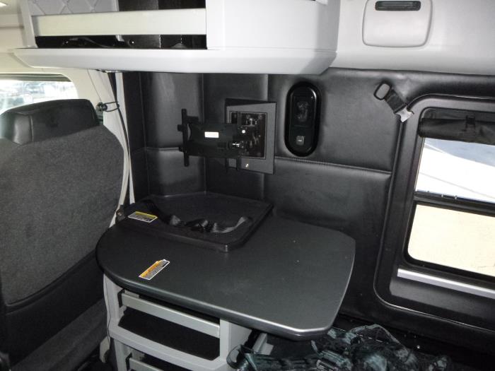 2022 Kenworth T680-21