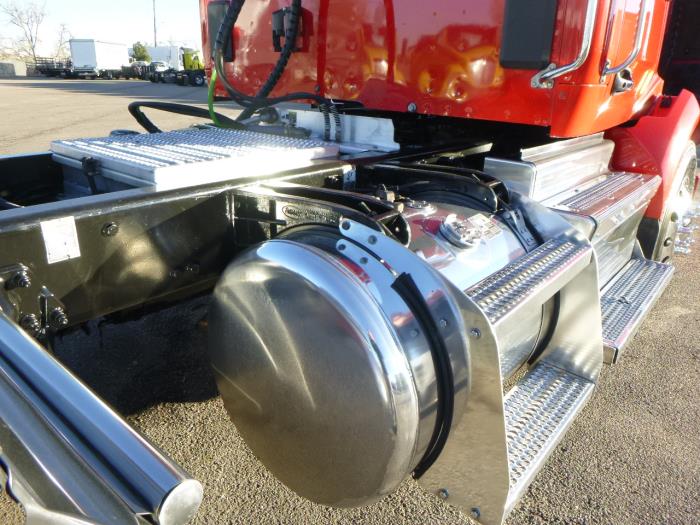 2020 Peterbilt 579-21