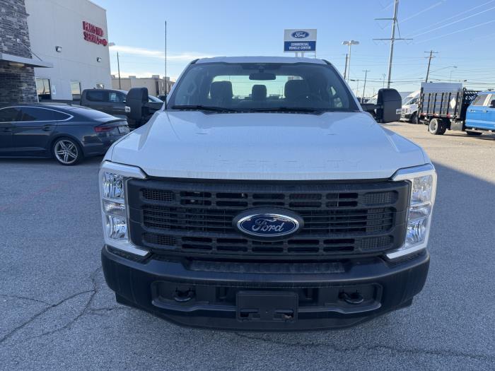 2025 Ford F-350-9