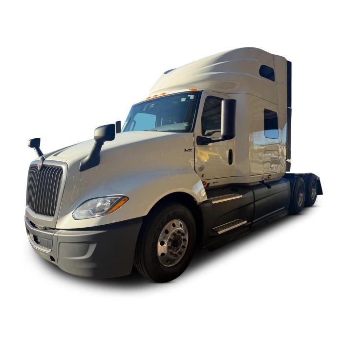 2022 International LT625-0