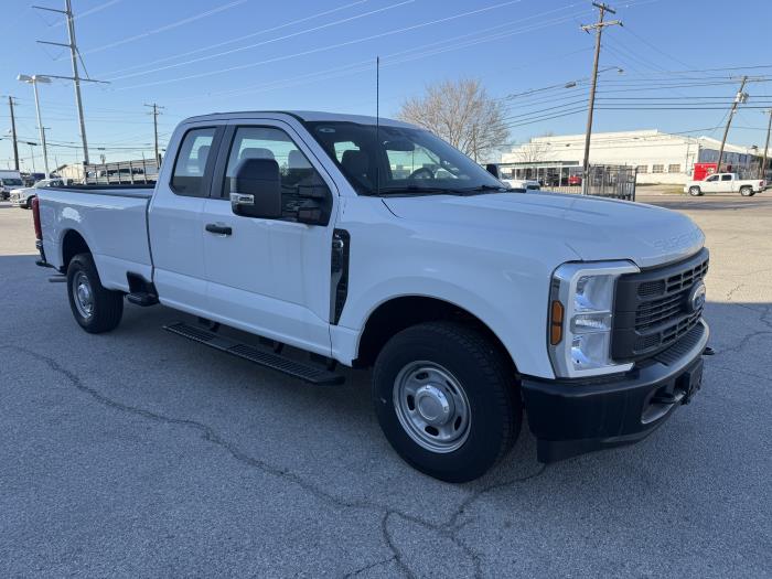 2025 Ford F-350-7