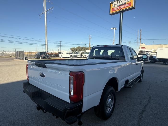 2025 Ford F-350-5