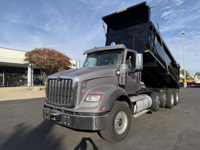 2026 International HX620-2