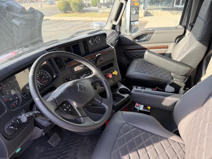 2026 International HX620-15