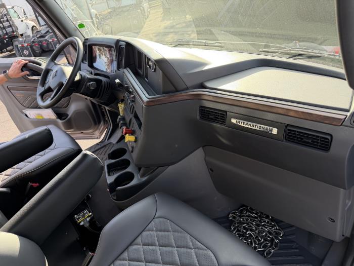 2026 International HX620-19