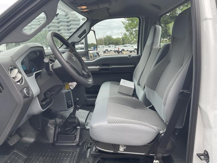 2026 Ford F-750-8