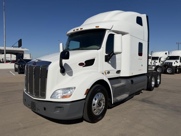 2021 Peterbilt 579-1