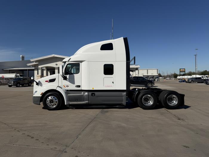 2021 Peterbilt 579-2