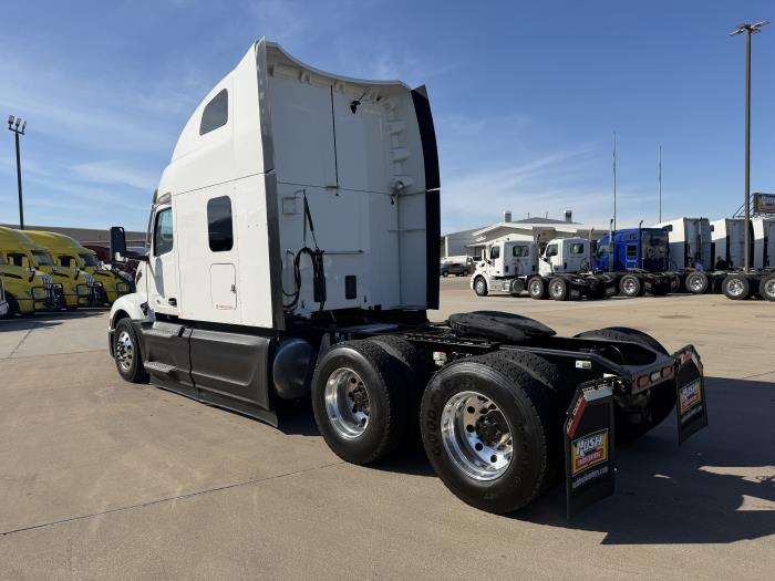 2021 Peterbilt 579-2