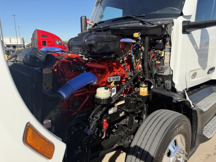 2021 Peterbilt 579-15