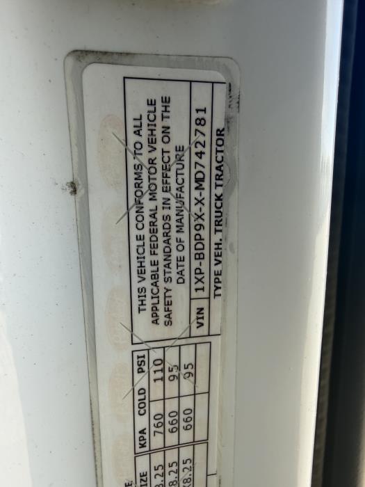 2021 Peterbilt 579-27