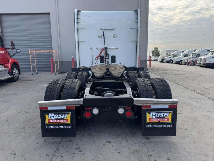 2022 Peterbilt 579-5