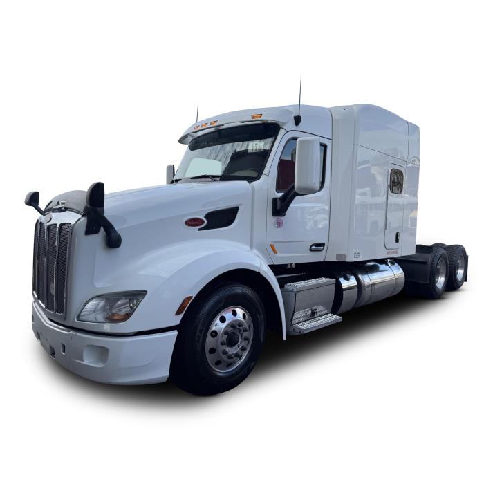 2022 Peterbilt 579-0