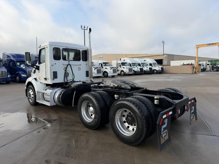 2021 Peterbilt 579-3