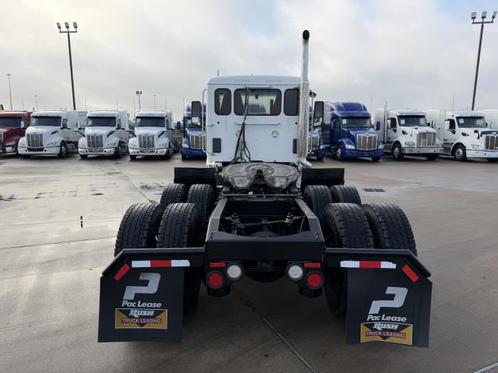 2021 Peterbilt 579-4