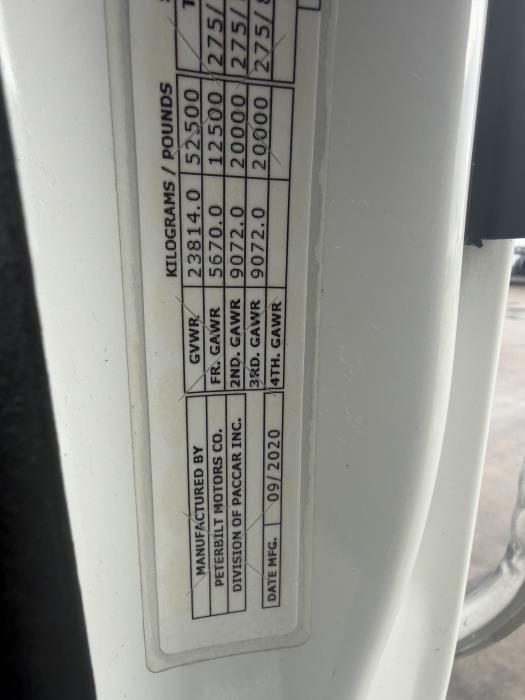 2021 Peterbilt 579-26