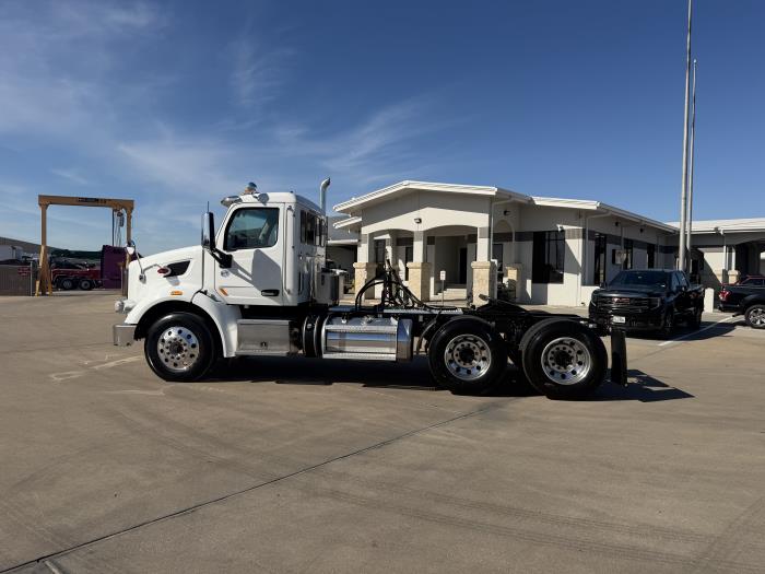 2020 Peterbilt 567-2