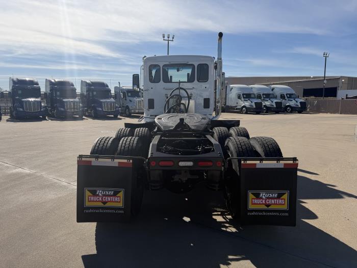 2020 Peterbilt 567-4