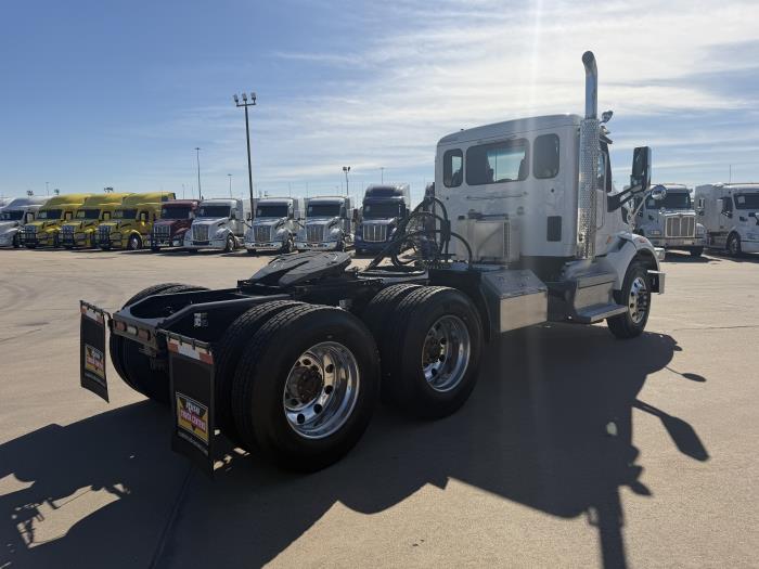 2020 Peterbilt 567-5