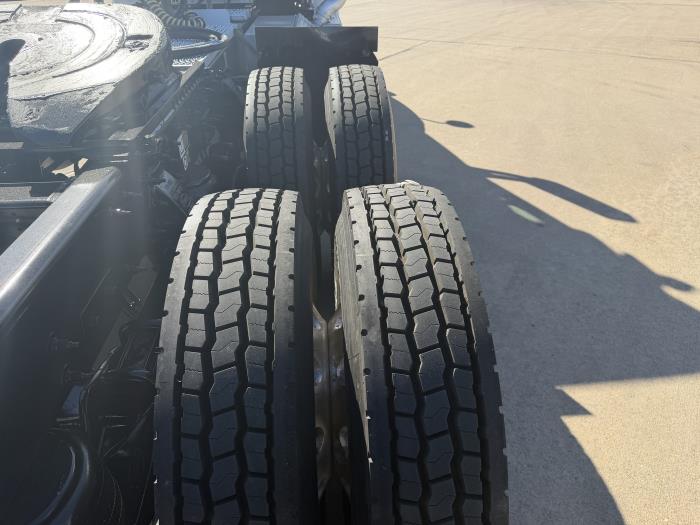 2020 Peterbilt 567-11