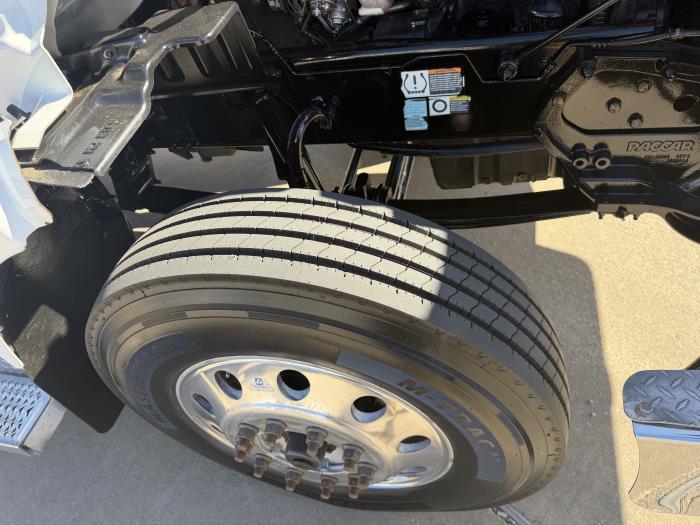 2020 Peterbilt 567-21