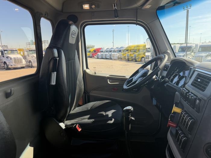 2020 Peterbilt 567-23