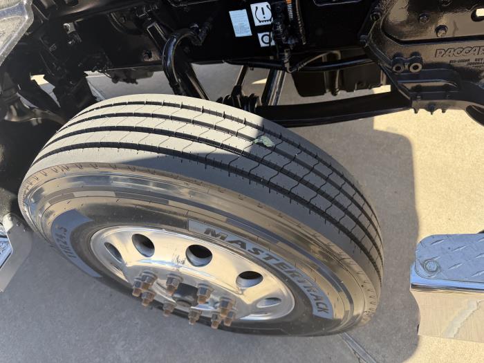 2020 Peterbilt 567-21