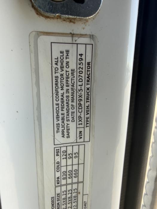 2020 Peterbilt 567-27