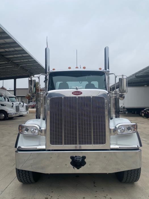 2026 Peterbilt 589-1
