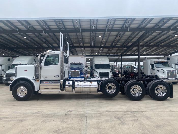 2026 Peterbilt 589-3