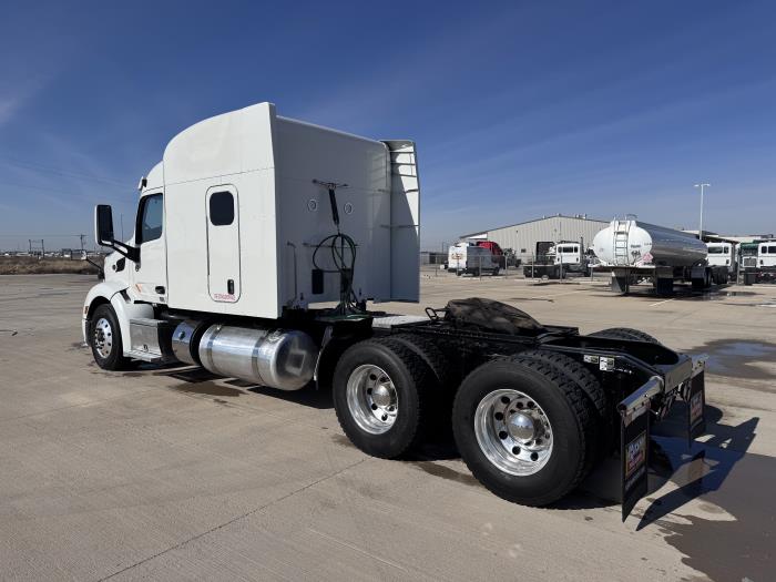 2022 Peterbilt 579-7